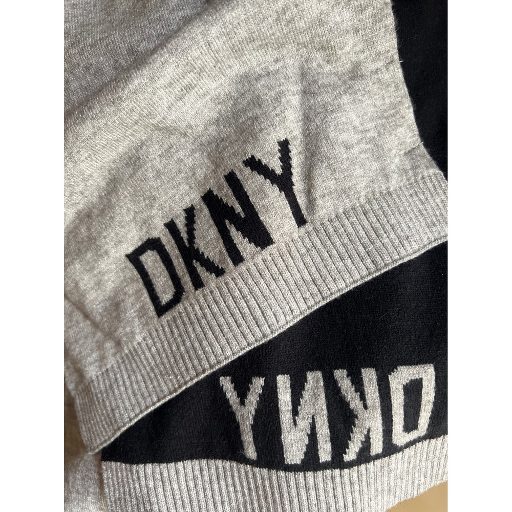 DKNY Scarf Black Grey Colorblock Logo Knit Winter Accessory NWOT